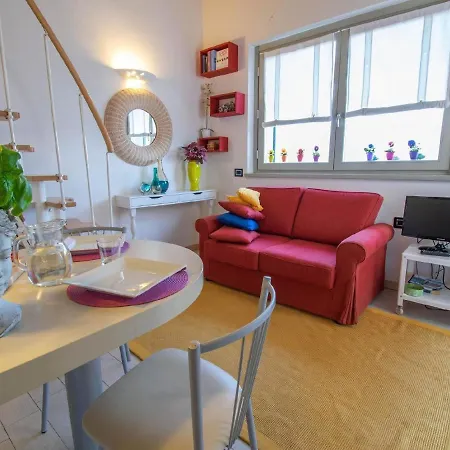 In Spiglia Mit Grosser Terrasse Und Seeblick Apartment Parzanica
